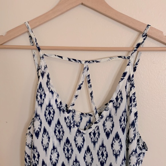 Flowy Tank Top - Picture 4 of 7